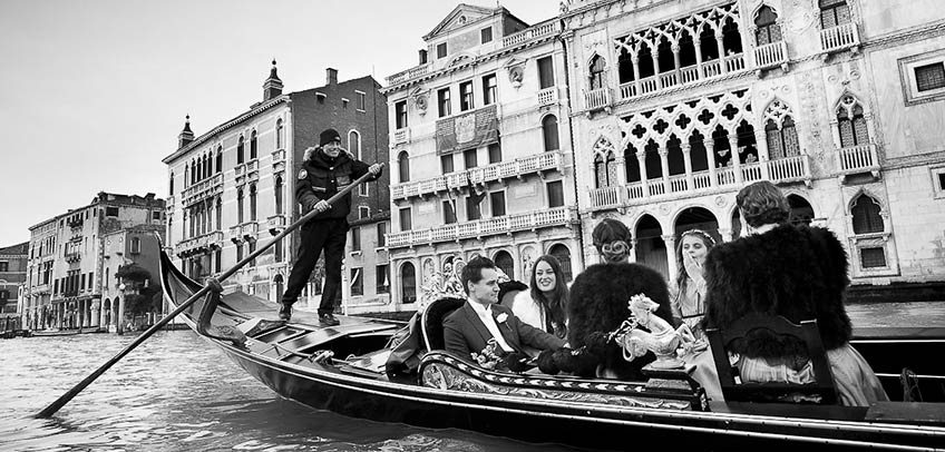 Destination winter wedding in Venice