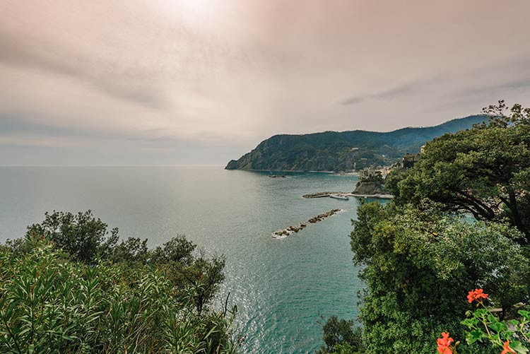 elope-monterosso-cinque-terre-wedding_18