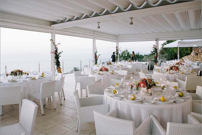 amalfi-coast-reception_overlooking_capri_island