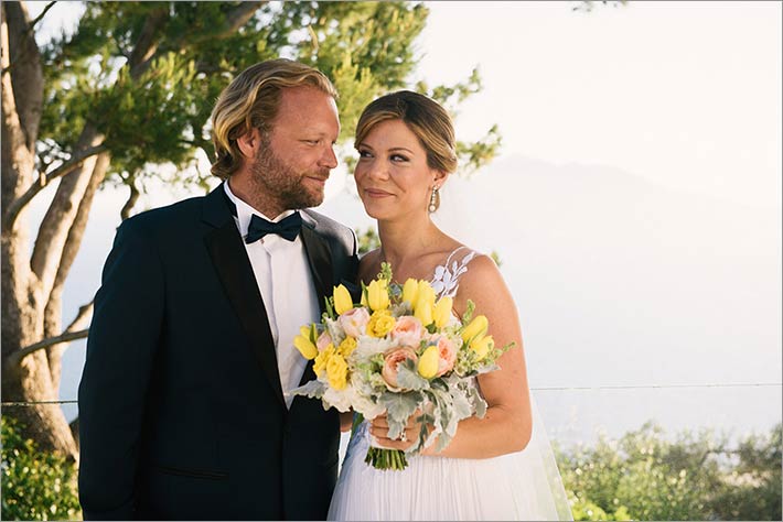 amalfi-coast-wedding_overlooking_capri_island