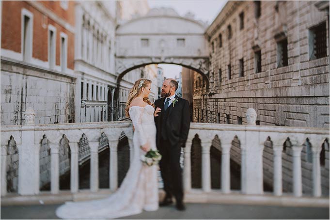 romantic wedding in Venice at sunrise