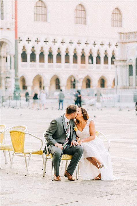 wedding in Venice at sunrise