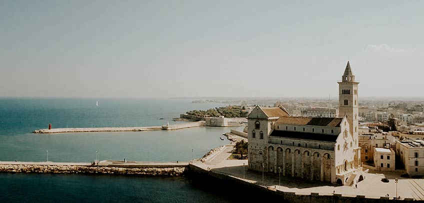 destination wedding in Trani