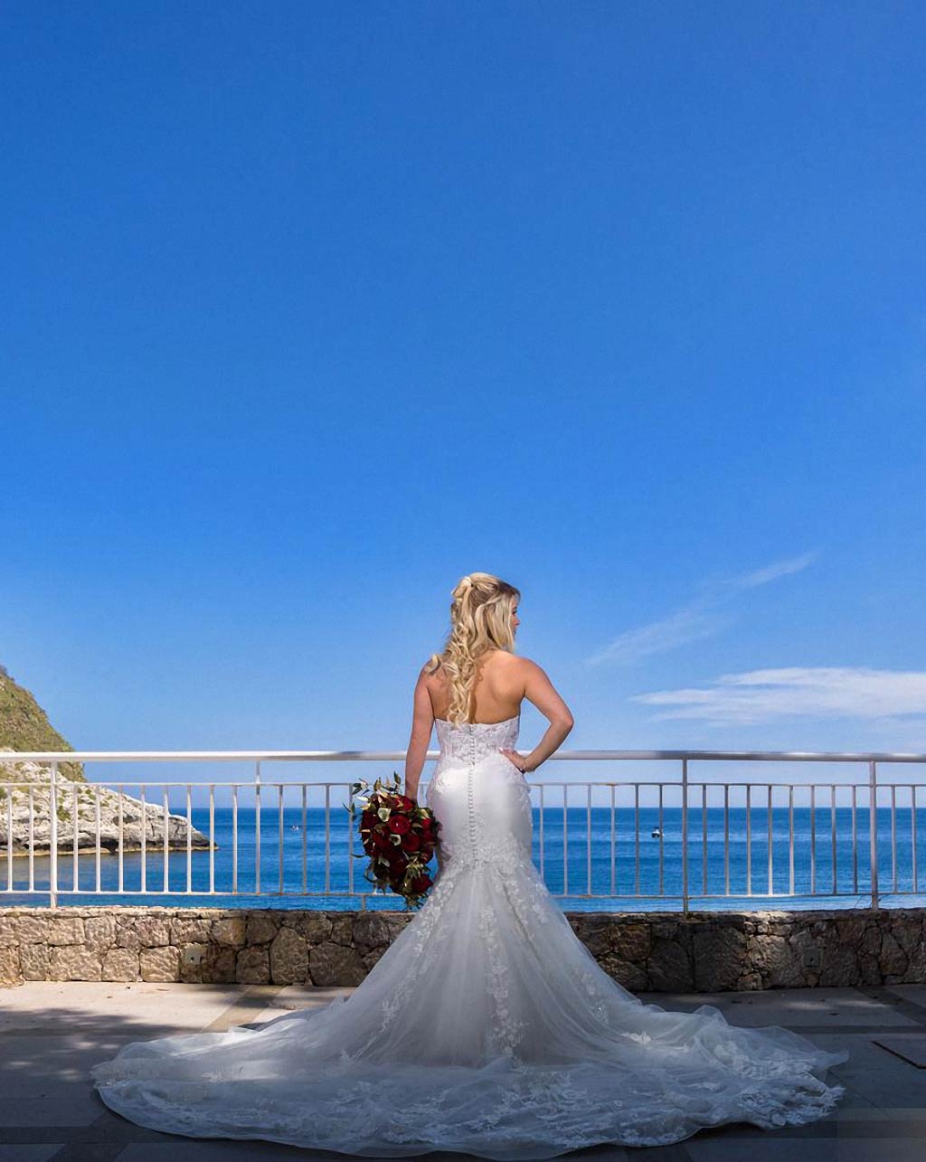 Beach wedding in Sicily