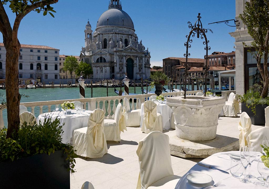 Wedding reception in Venice