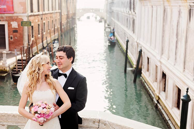 intimate wedding in Venice