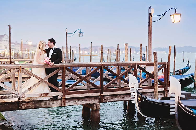 intimate wedding in Venice
