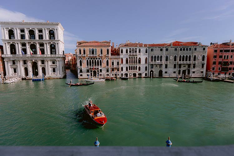 elopement in Venice