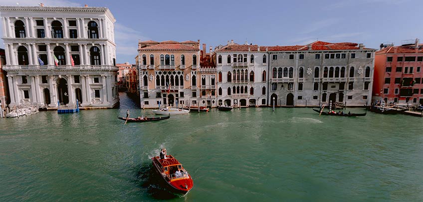 elopement in Venice