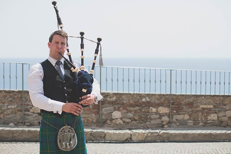 Scottish wedding on the Italian Riviera