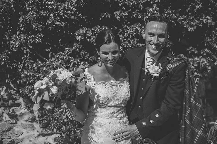 romantic religious ceremony in Cervo