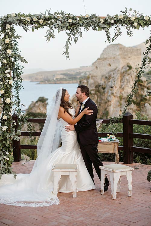 A romantic civil ceremony overlooking the sea