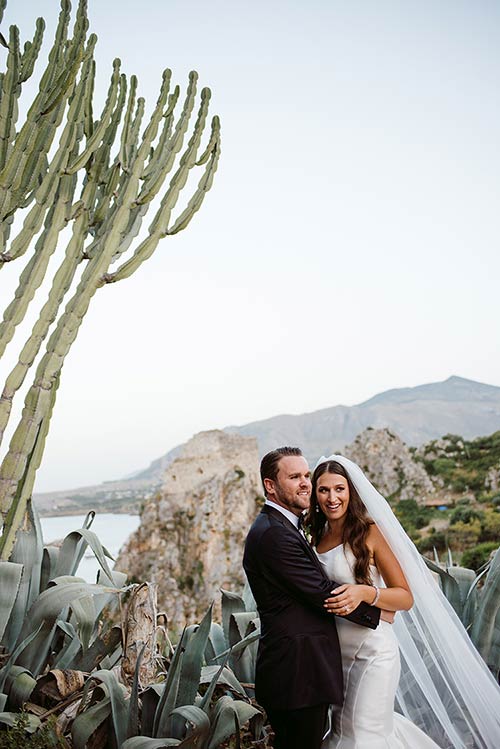 A romantic civil ceremony overlooking the sea