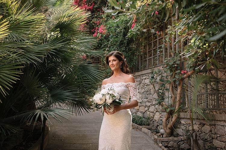 intimate ceremony at the Anglican church in Taormina