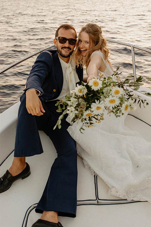 boat trip along the Italian Riviera shoreline