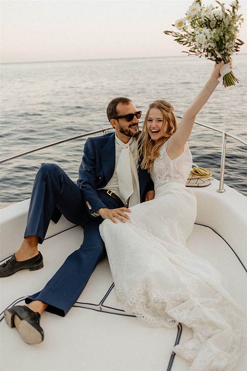 boat trip along the Italian Riviera shoreline