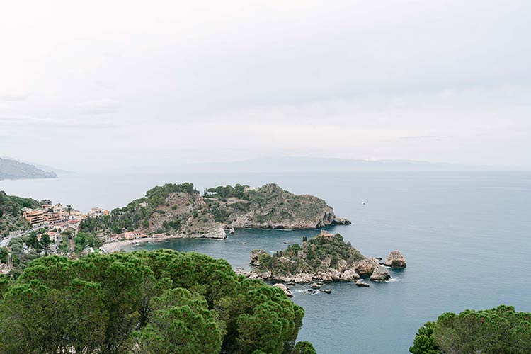 Getting married in Taormina Sicily