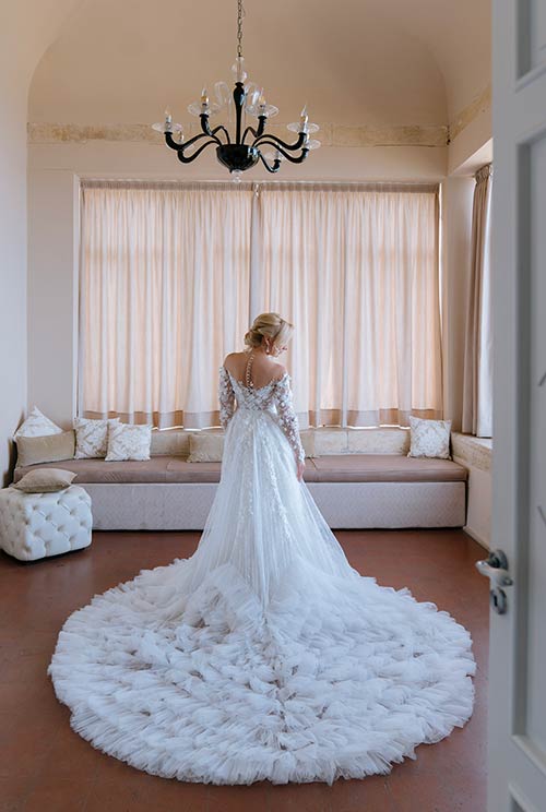 Intimate Moments and Elegant Getting Ready