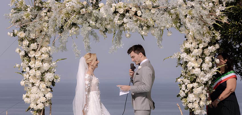 Destination Wedding in a Villa in Taormina