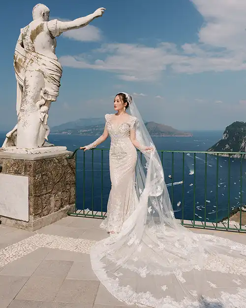 Bride overlooking the sea during a destination wedding in Capri