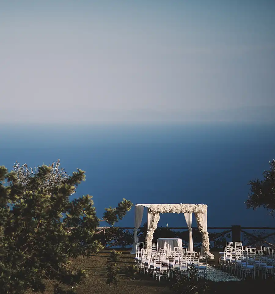 isw_Amalfi-Coast-wedding_v1 Seaside wedding ceremony overlooking the Mediterranean Sea on the Amalfi Coast